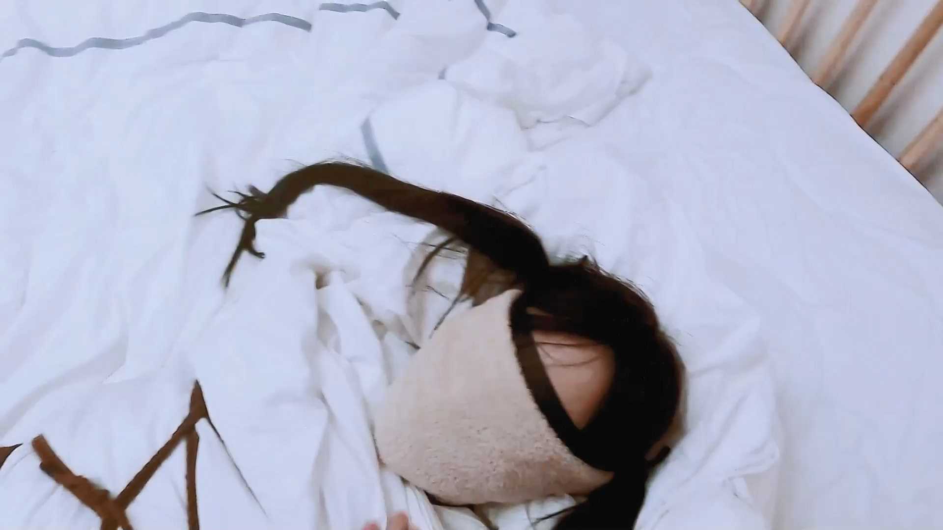 ZWZ038.mp4_snapshot_34.34_[2025.01.14_12.17.41].jpg