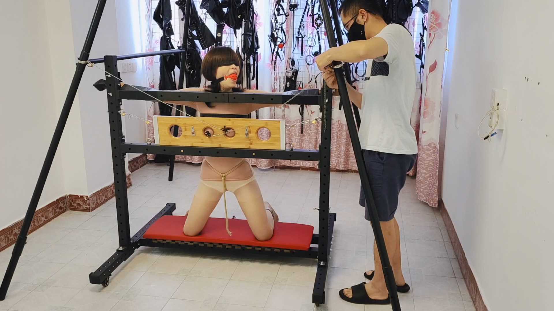 QQYC045.mp4_snapshot_00.26.57_[2025.01.15_18.59.01].jpg