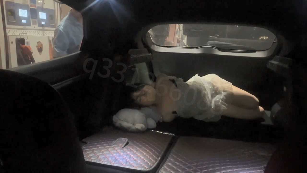 HLG077.mp4_snapshot_00.46.43_[2025.01.15_19.56.20].jpg