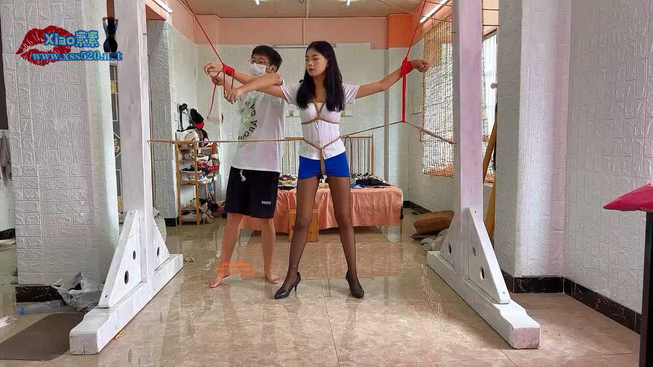 xiaosusu055 新人伊伊强烈要求体验KB的感受 上集.mp4_snapshot_02.55_[2025.01.19_18.14.11].jpg