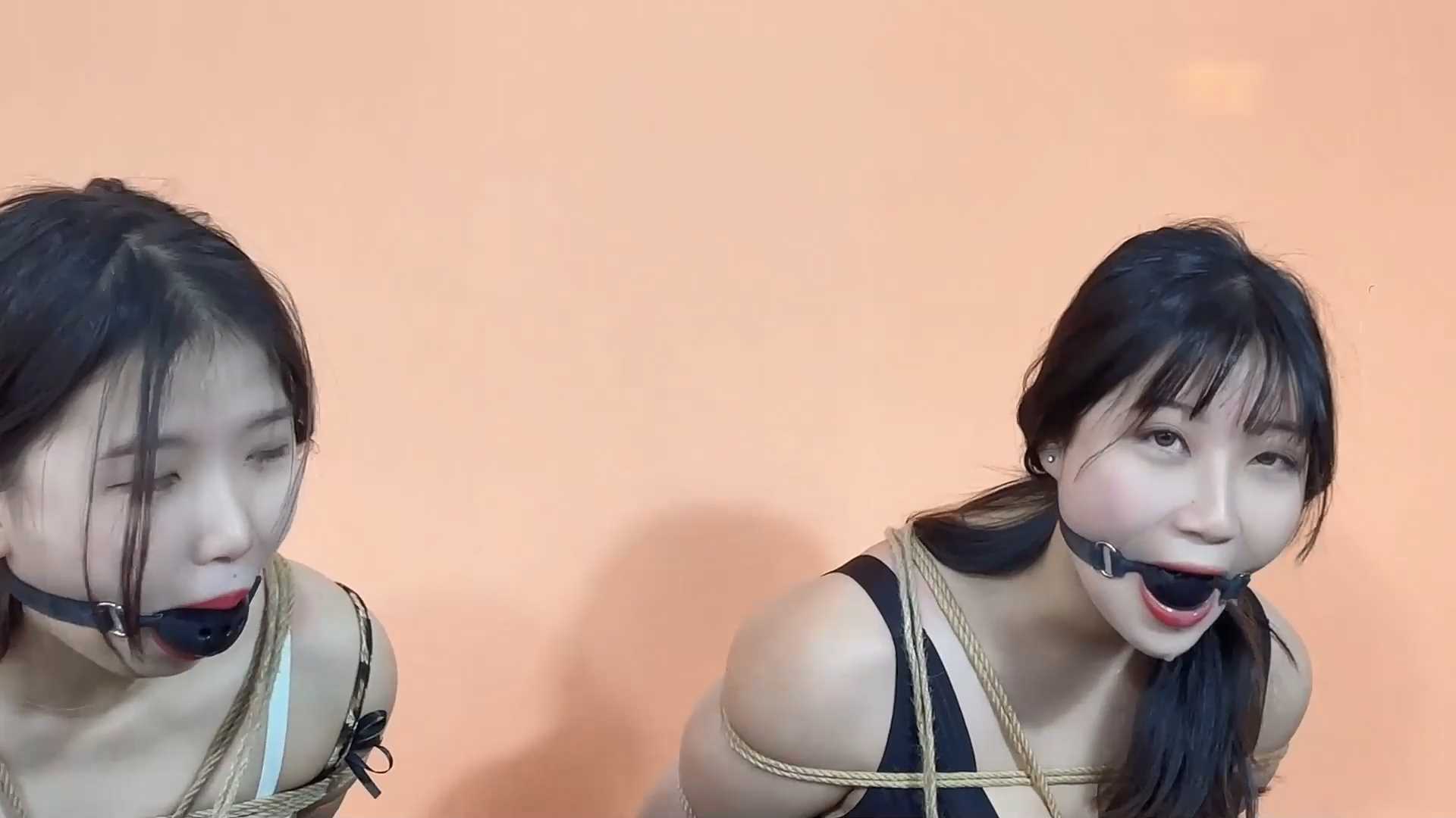 xiaosusu064 双女口水比赛tk.mp4_snapshot_05.41_[2025.01.19_18.17.09].jpg