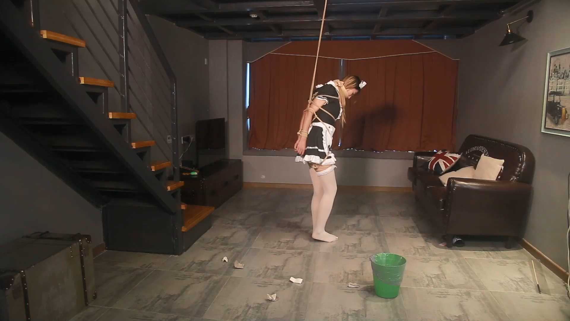 LMYC007 丽人的拘束游戏.mp4_snapshot_06.40_[2025.01.22_15.57.58].jpg