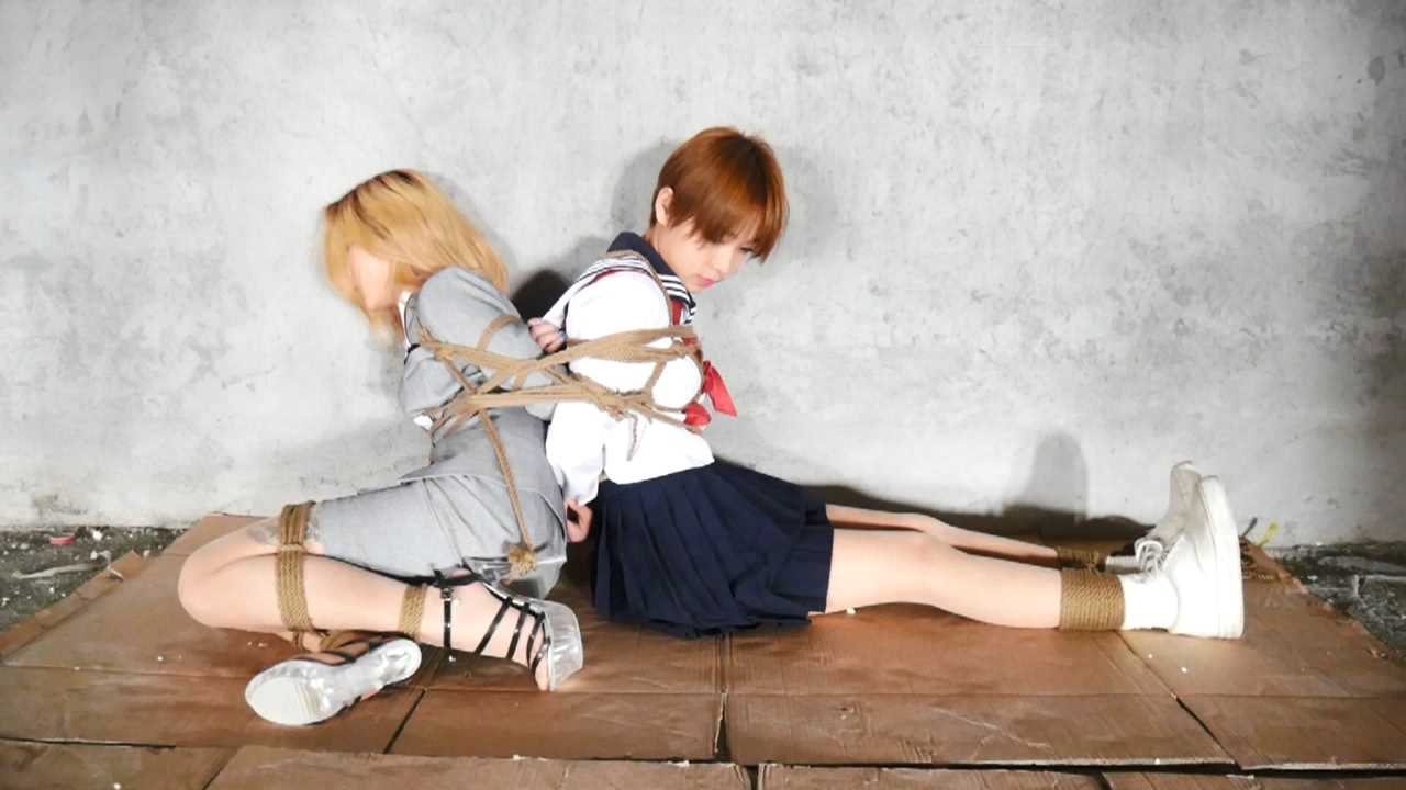 LMYC012 废墟惊魂03 大结局  姐妹终于双双落入魔掌，不知被押送到何方.mp4_snapshot_2.jpg