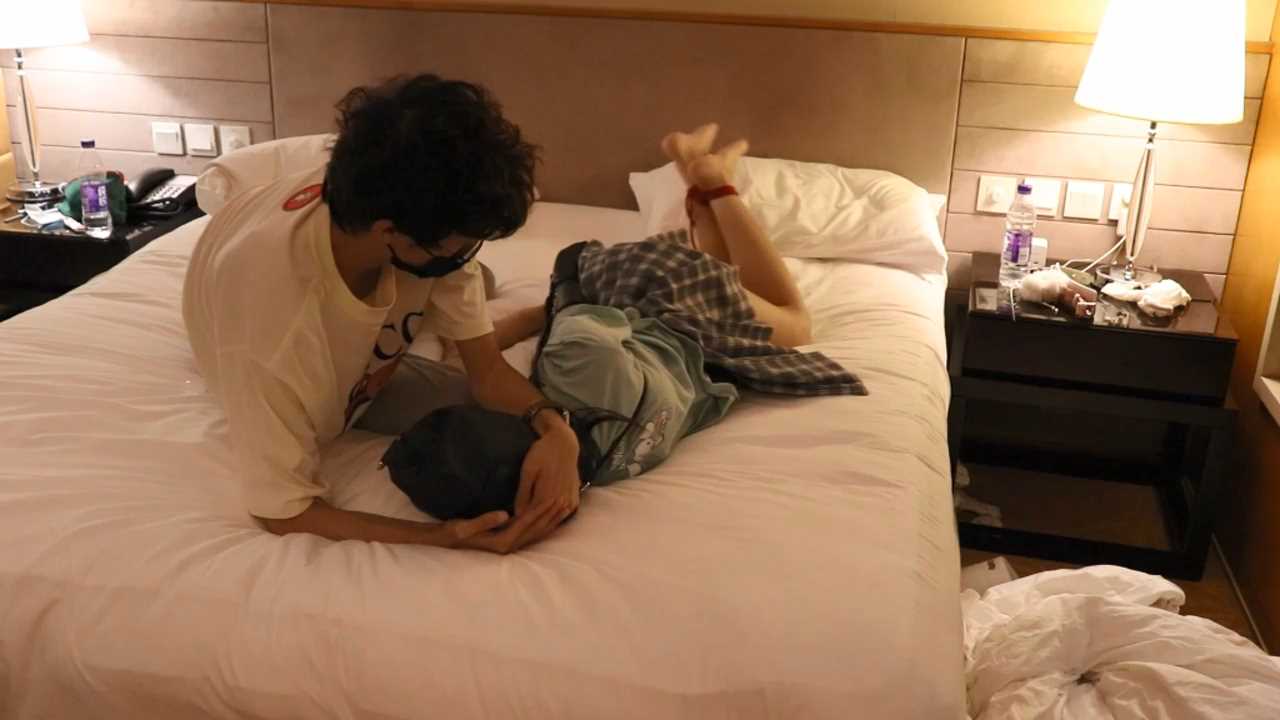 gugujing012 茶茶の感官剥夺.mp4_snapshot_28.10_[2025.01.22_16.39.10].jpg
