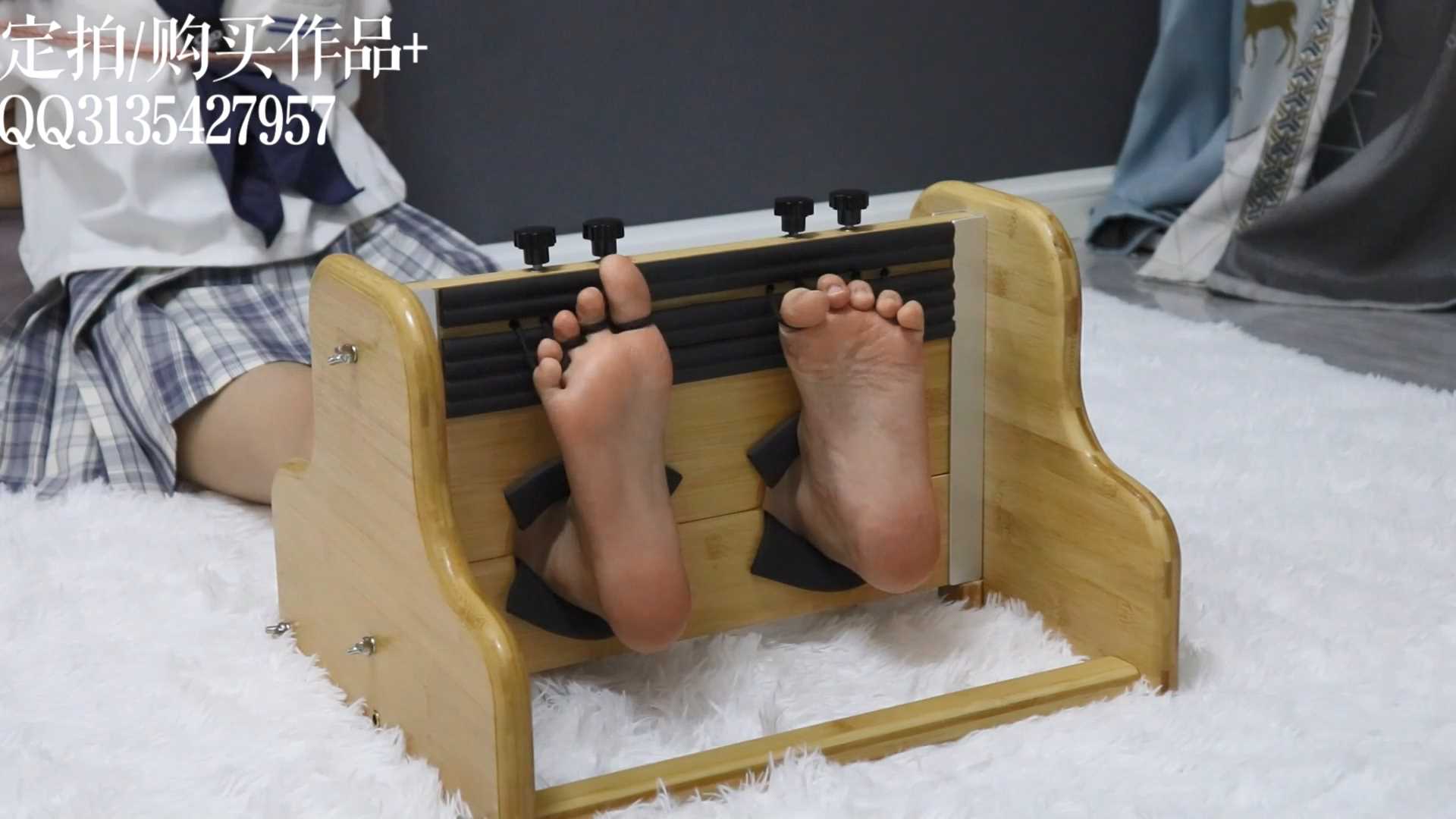 gugujing028 茶茶足枷TK虐足1.mp4_snapshot_18.30_[2025.01.22_16.41.12].jpg