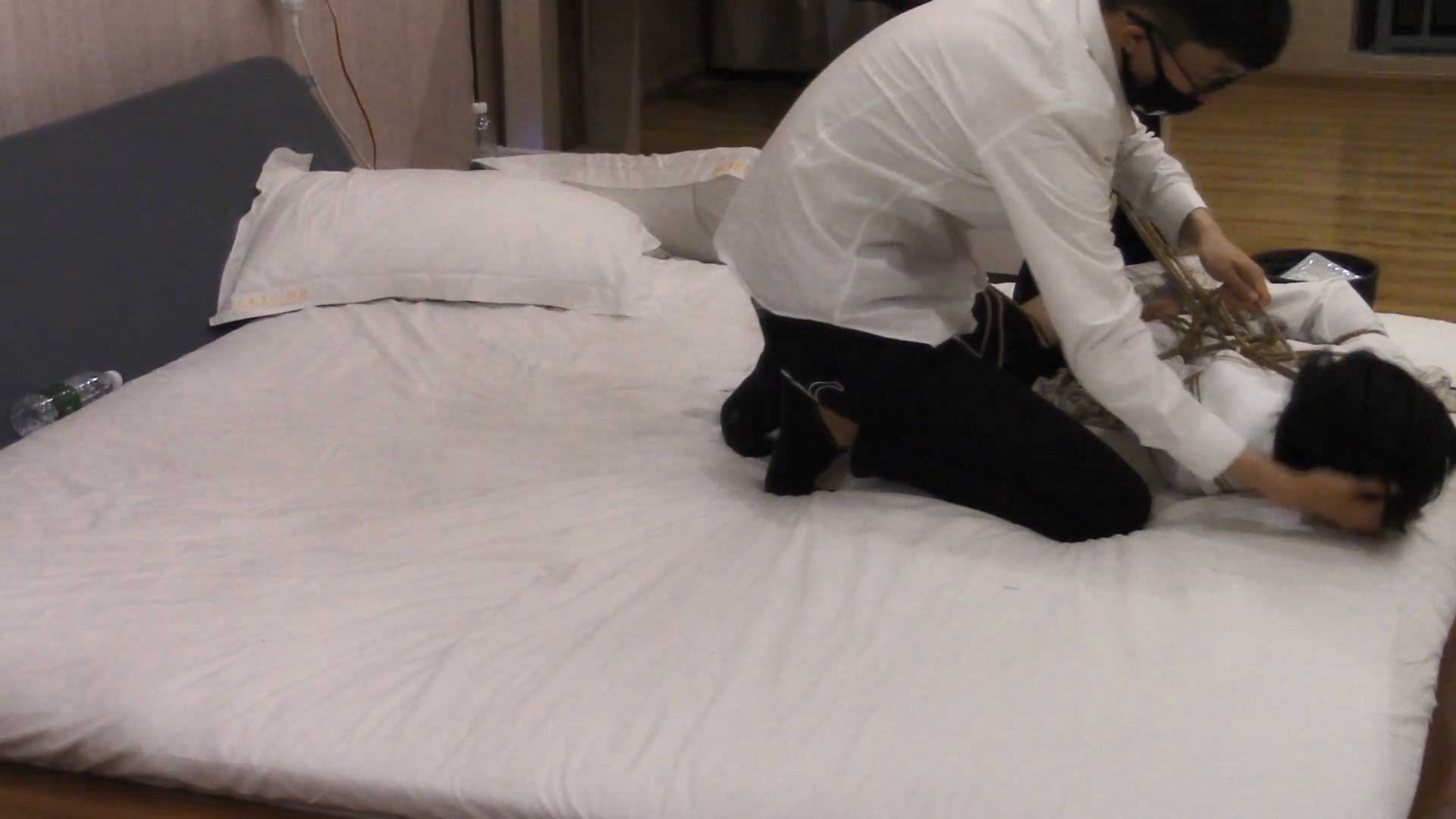 gugujing055 依酱の驯服计划.mp4_snapshot_22.21_[2025.01.22_16.44.52].jpg