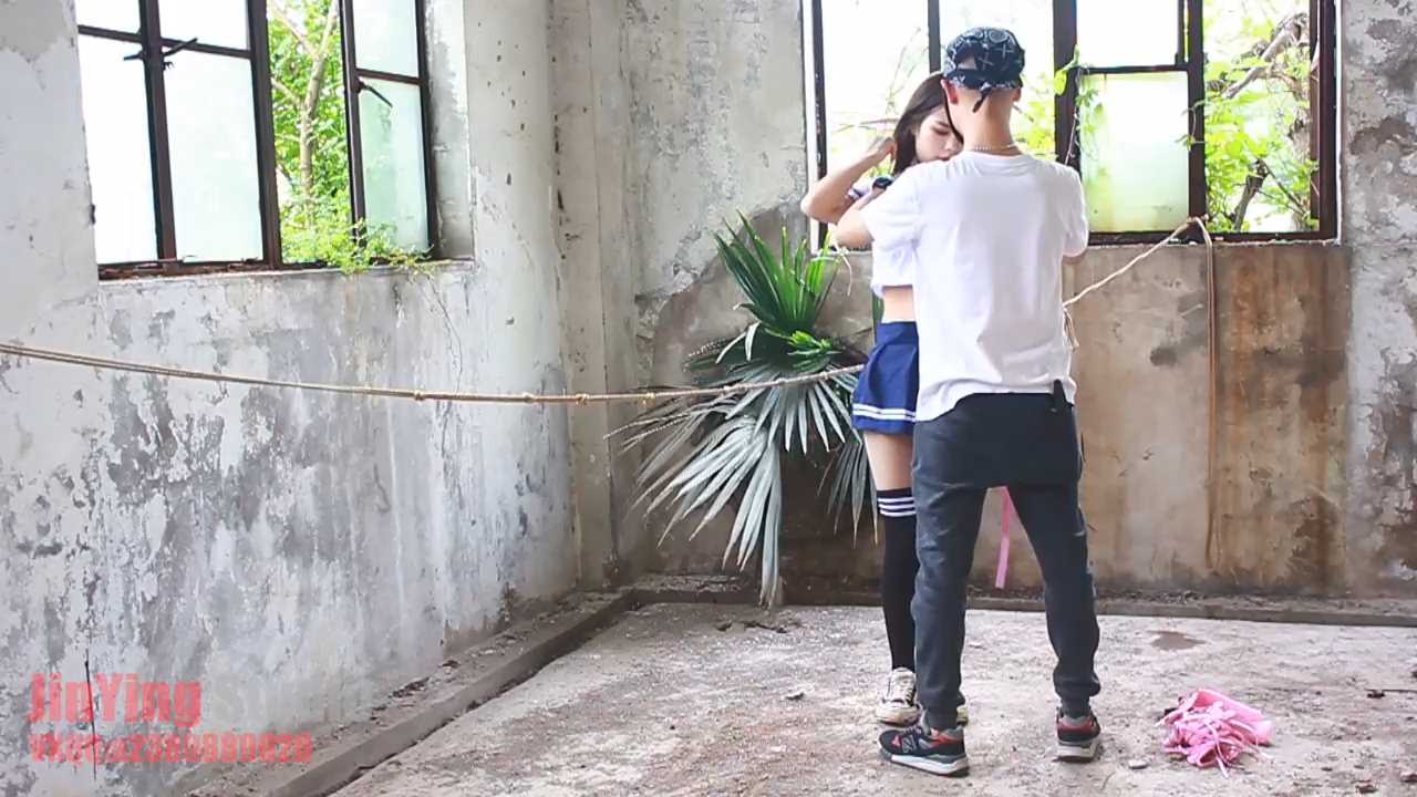 JY003 户外学生妹被大叔痛快玩耍！.mp4_snapshot_01.05_[2025.02.07_14.43.20].jpg