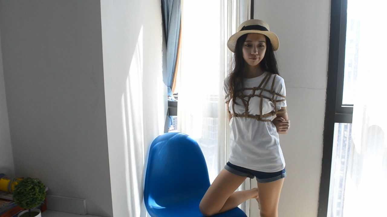 AMU104 bunny婚纱绳艺.mp4_snapshot_00.29.57_[2025.02.08_09.48.13].jpg