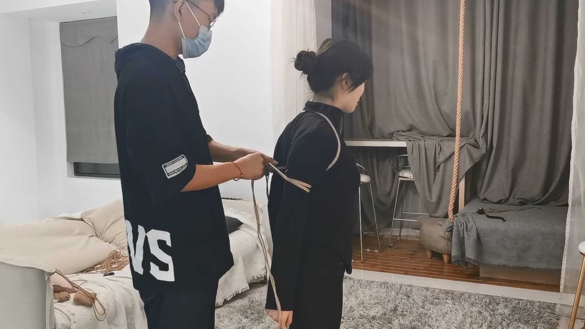 Aoteman032 被勒嘴驷马极限捆绑后疯狂挣扎的K-WEN.mp4_snapshot_04.08_[2025.02.07_16.jpg
