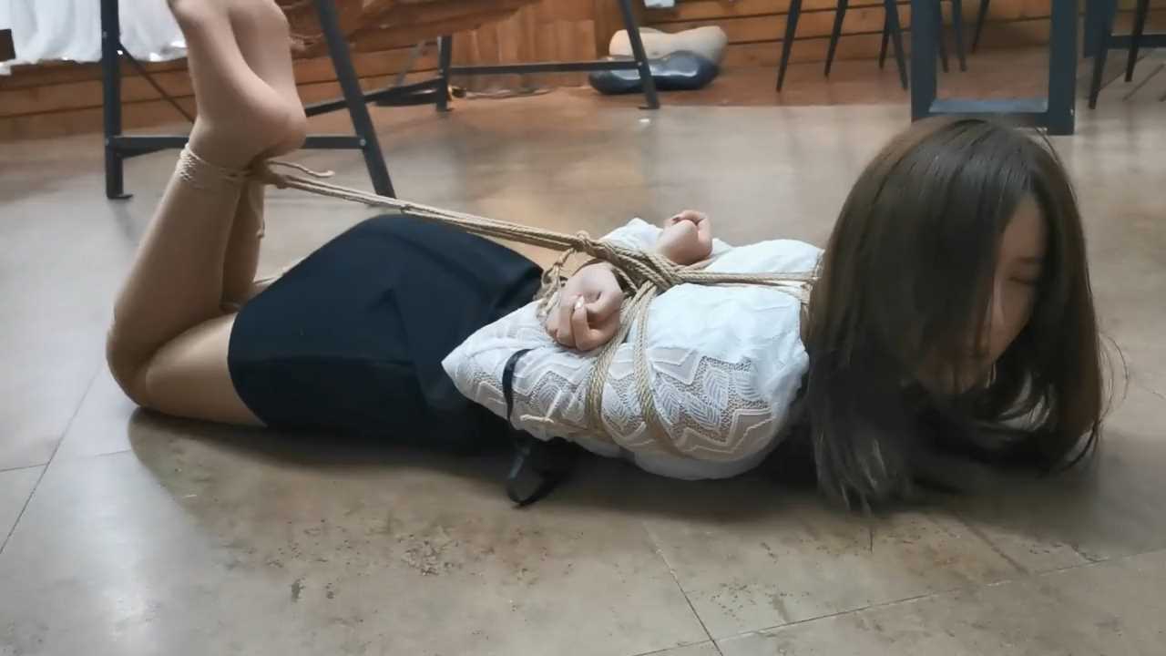 Aoteman060 甘然首次剧情：女魔术师的邀请.mp4_snapshot_15.43_[2025.02.07_16.08.12].jpg