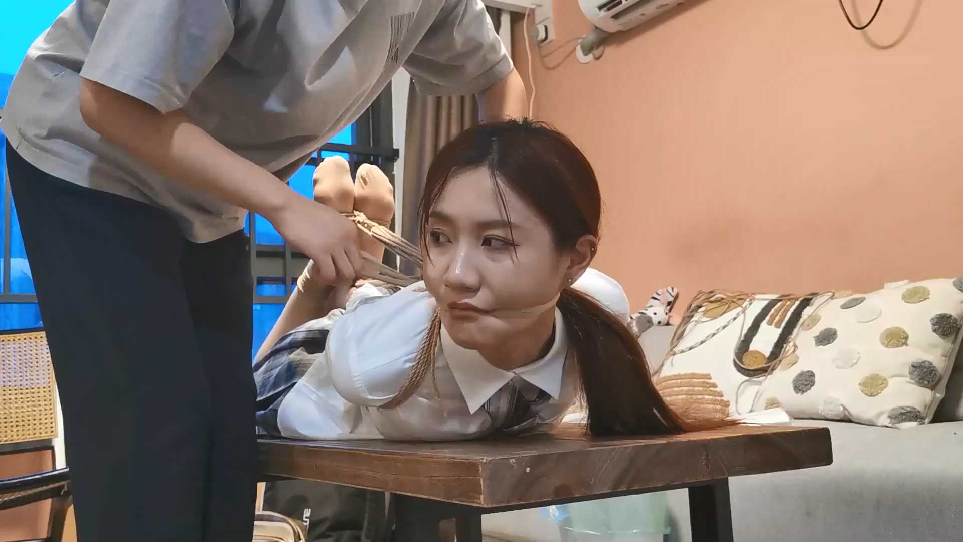 Aoteman084 定拍JK制服甘然直臂驷马放置挣脱.mp4_snapshot_00.23.20_[2025.02.07_16.12.50].jpg