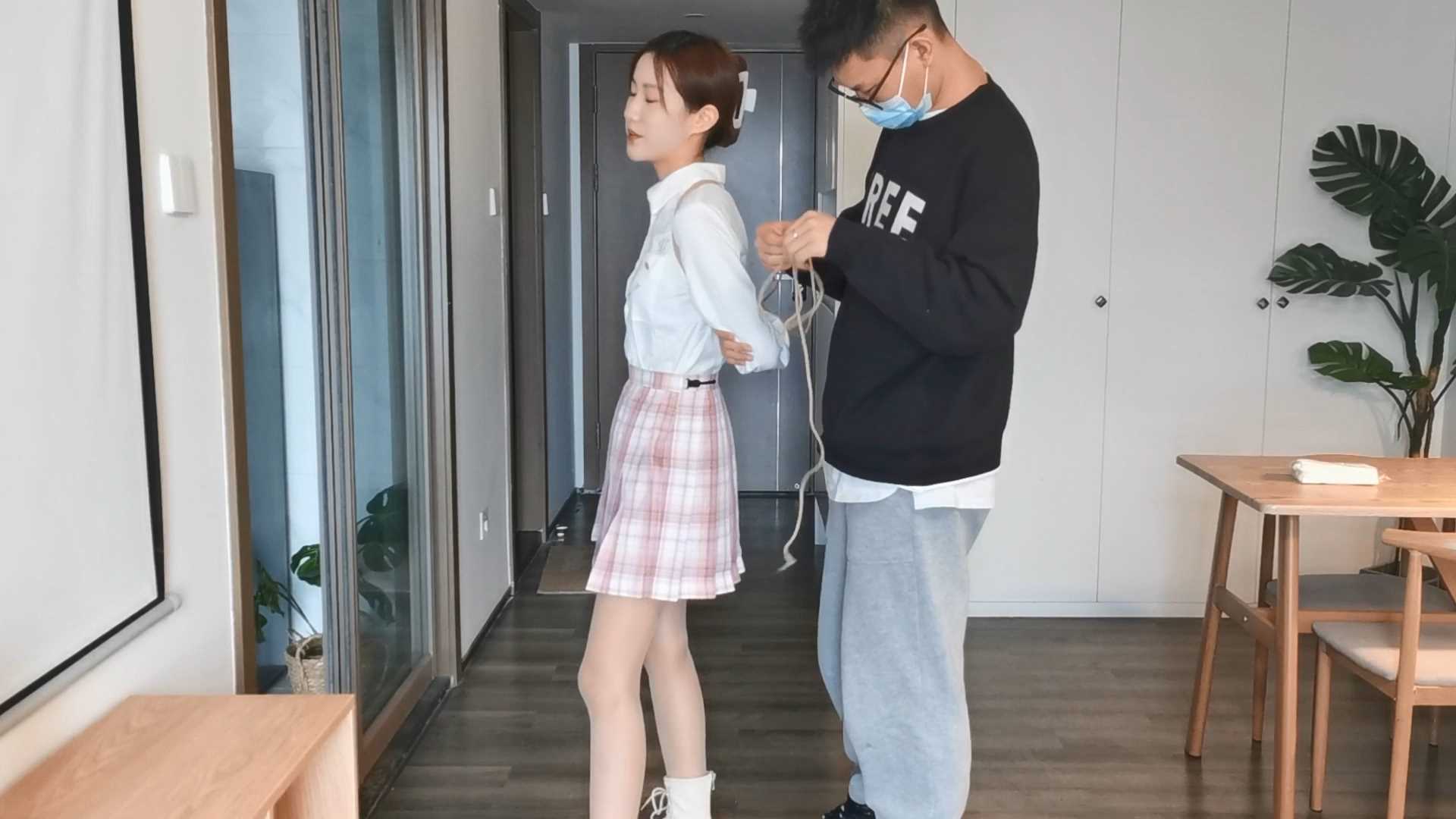 Aoteman088 甘然jk长靴紧缚放置挣扎.mp4_snapshot_02.10_[2025.02.07_16.13.32].jpg