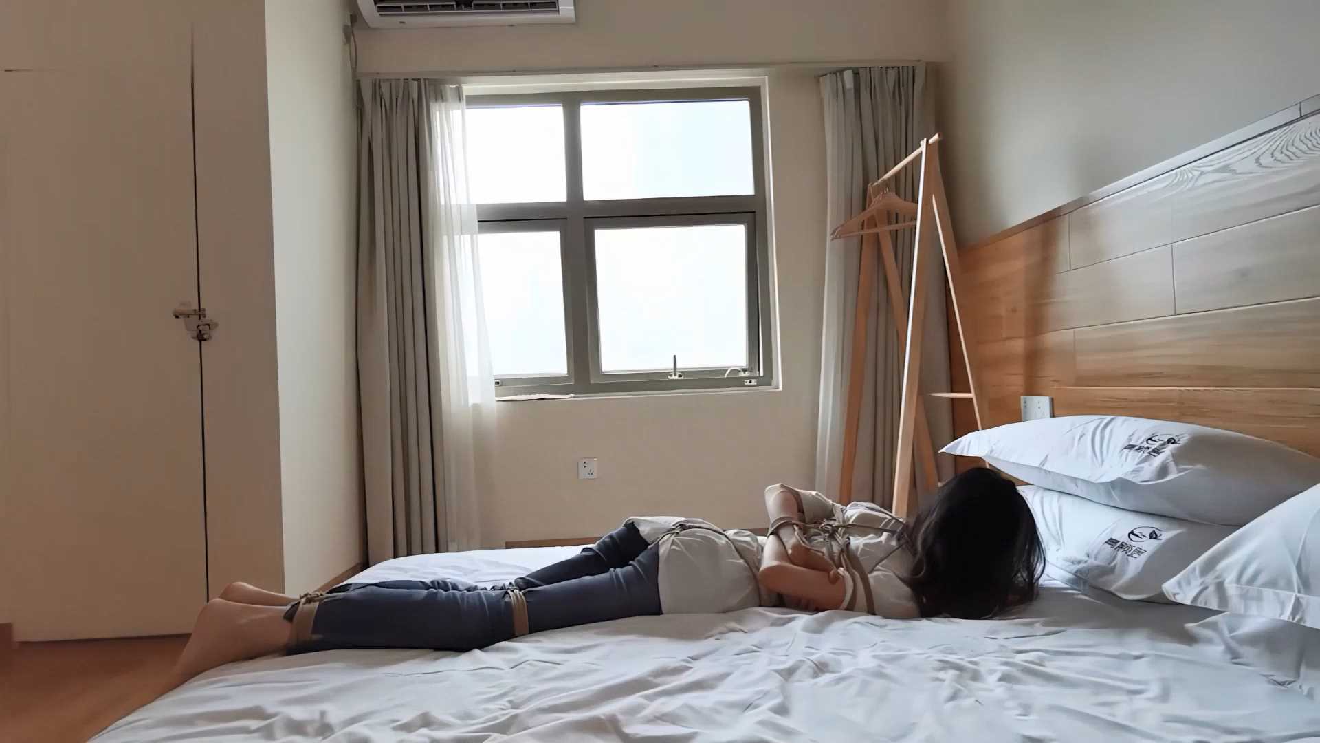 Aoteman089 莞尔 龟甲.mp4_snapshot_24.30_[2025.02.07_16.13.49].jpg