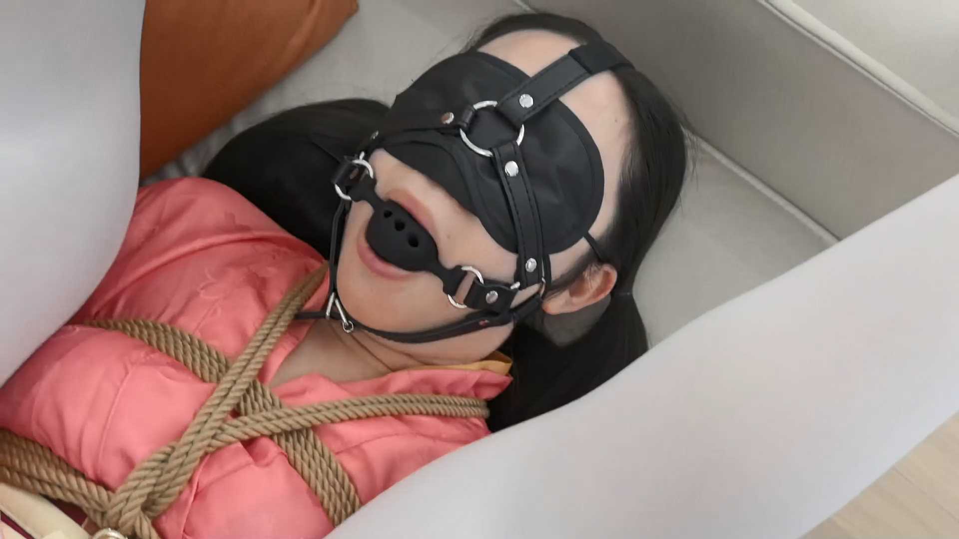 FXX109 凡小晓 无名无内白丝 无限糕潮 一柱擎天这个姿势很诱人 就是有点废m 超软折叠.jpg