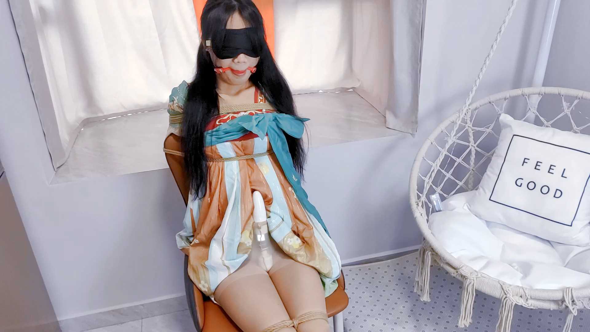 ADM176.mp4_snapshot_00.07.46_[2025.02.10_13.48.10].jpg