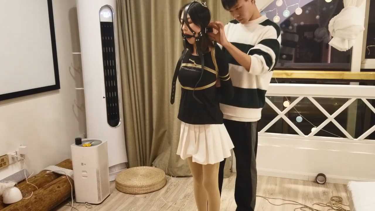 Aoteman134 莞尔马具口球，极限驷马.mp4_snapshot_14.25_[2025.02.08_20.02.59].jpg
