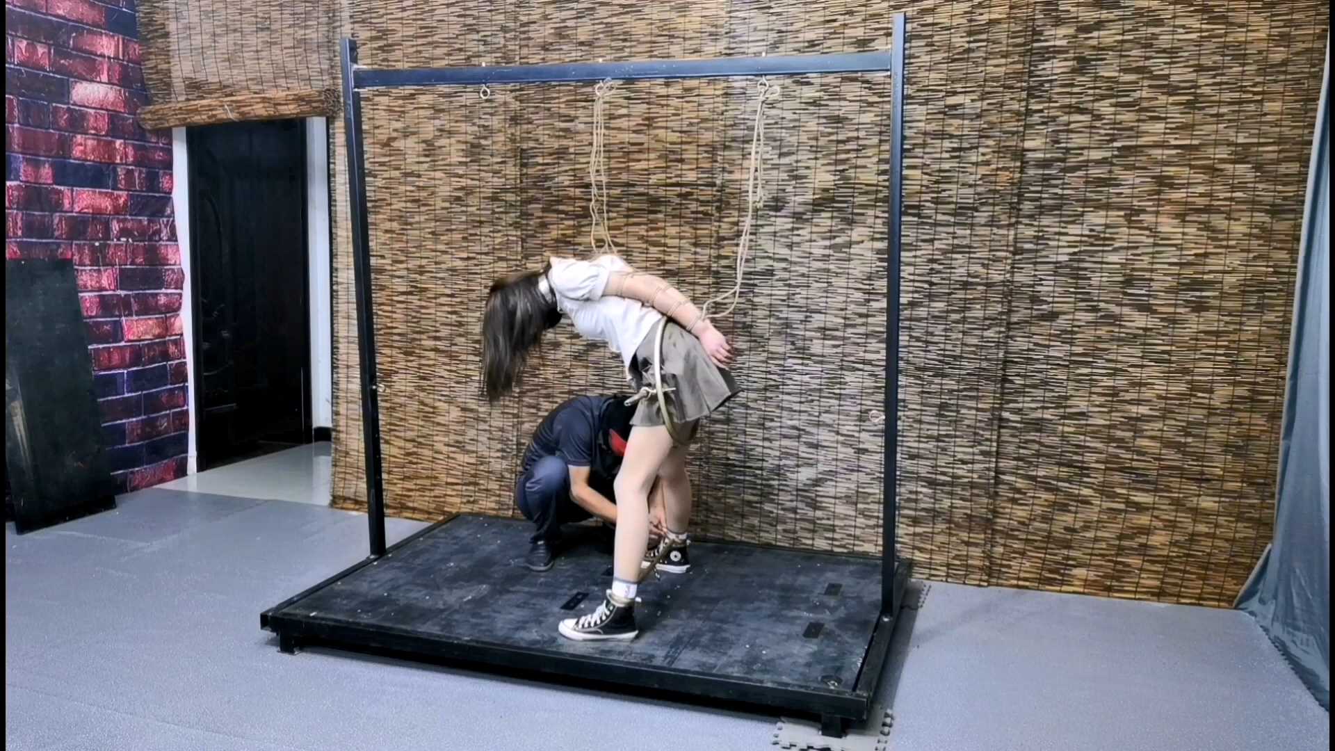 FT280 干爹调教05后干女儿宠儿.mp4_snapshot_05.44_[2025.02.08_19.04.02].jpg