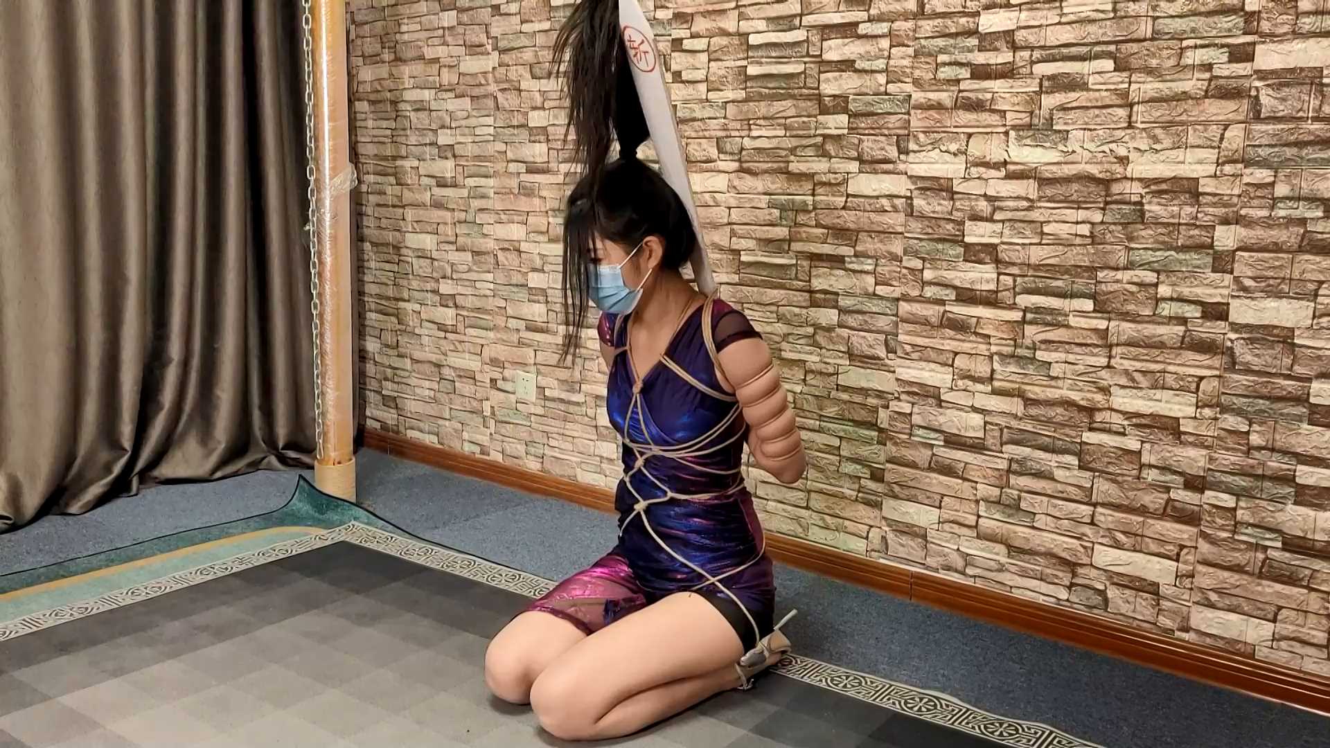 YS040 珍珍极限麻绳五花大绑紧缚.mp4_snapshot_28.30_[2025.02.14_10.51.11].jpg