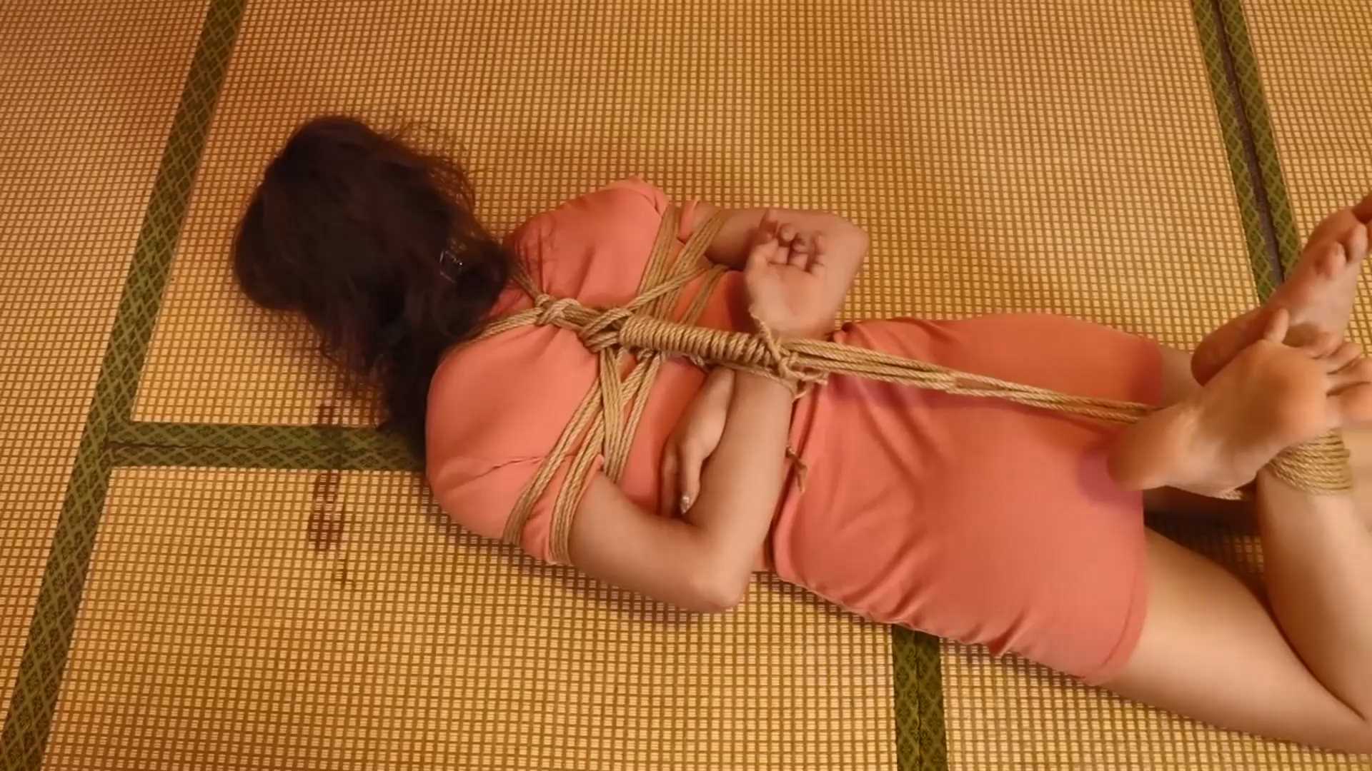 YS027 李筝日式驷马.mp4_snapshot_39.40_[2025.02.14_10.48.39].jpg
