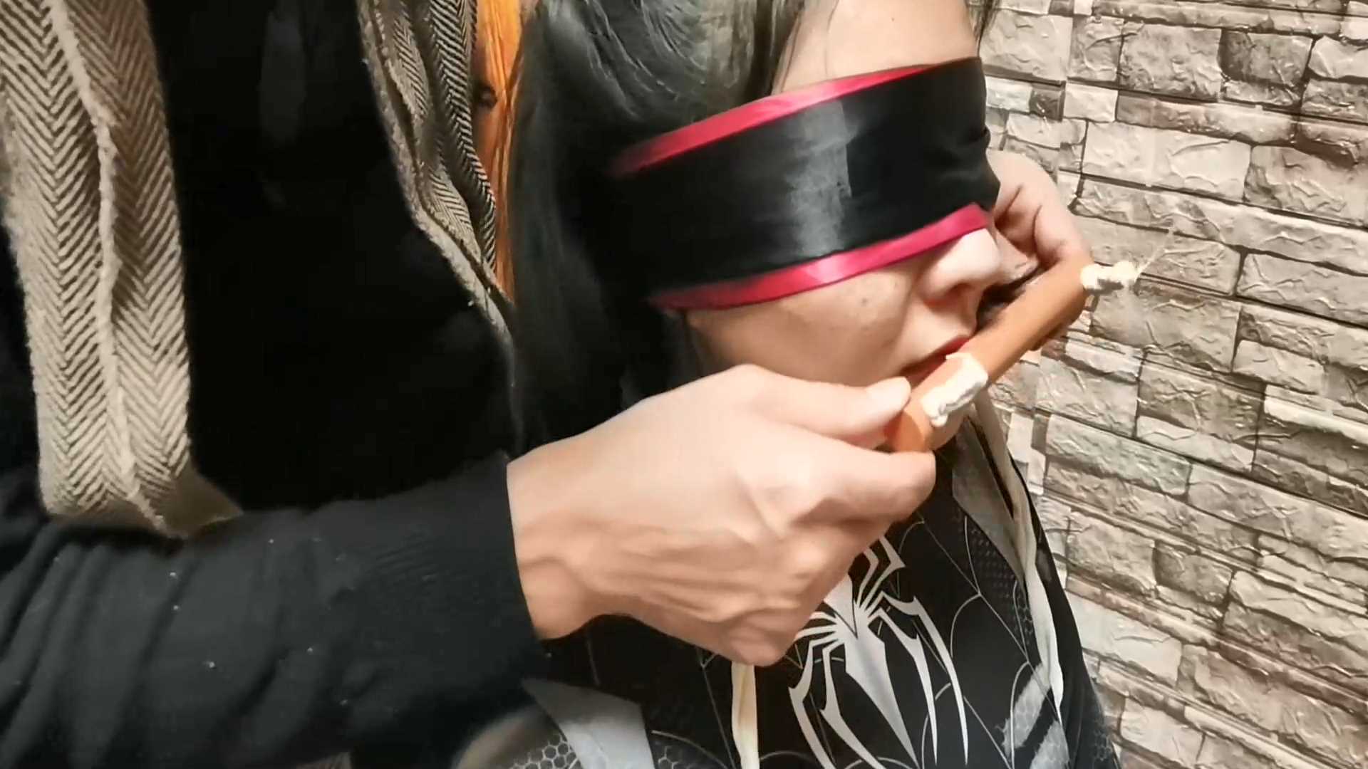 YS028 两女侠被酷刑折磨.mp4_snapshot_00.00_[2025.02.14_10.48.44].jpg