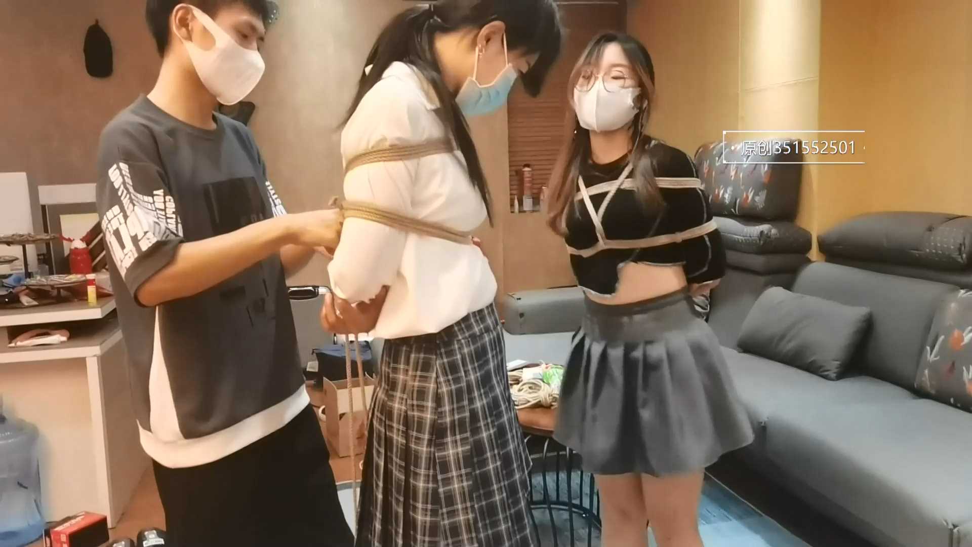 YS031 米粒和她的好朋友优优到店体验.mp4_snapshot_18.40_[2025.02.14_10.49.29].jpg