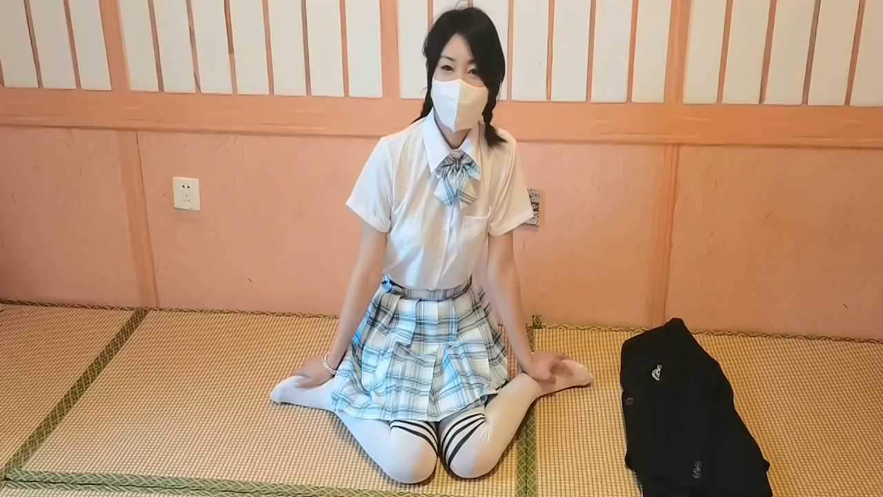 YS044 久违的优优朝思暮想玩绳子.mp4_snapshot_01.44_[2025.02.14_10.51.48].jpg