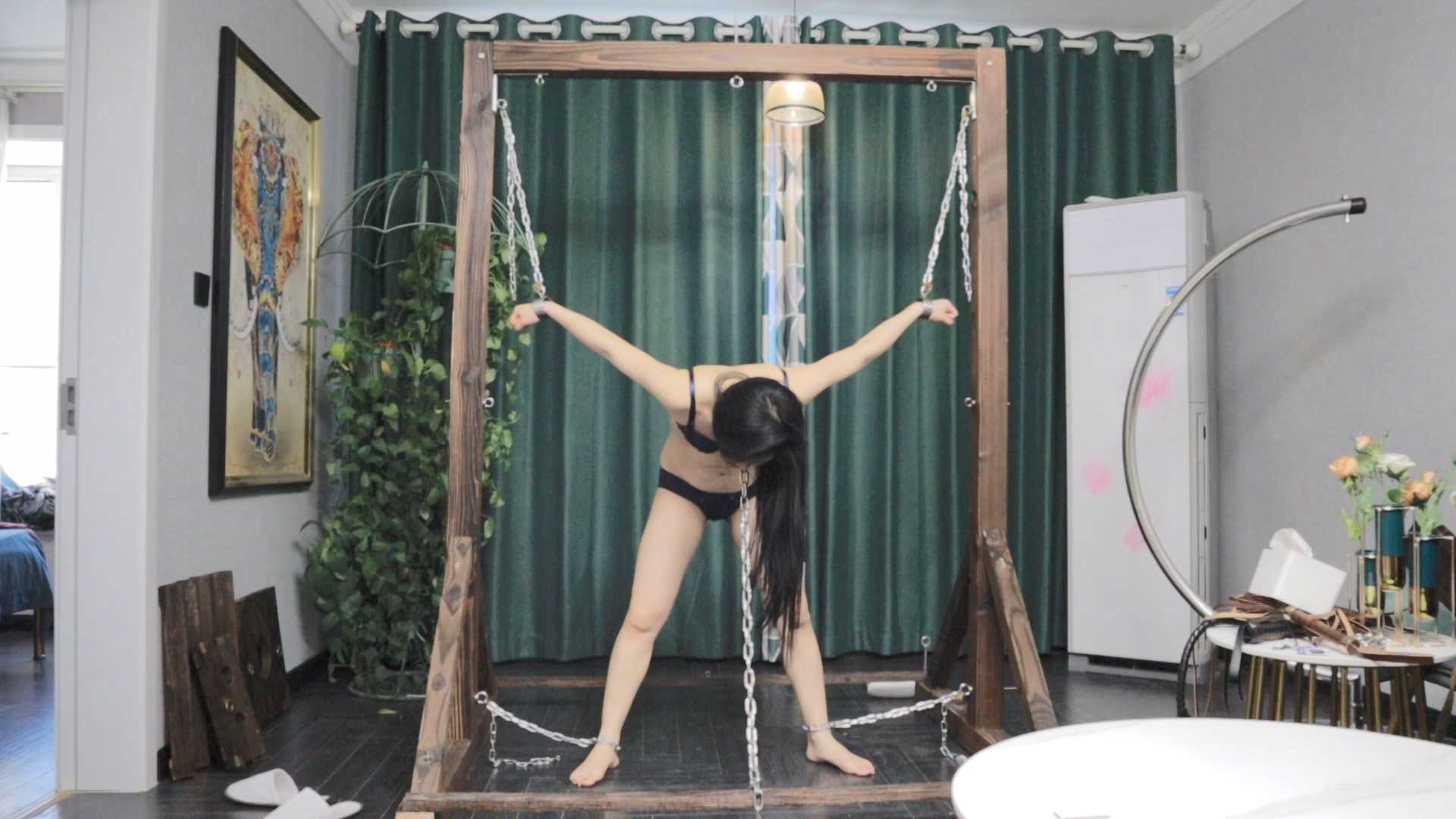 YWY052 上门体验的温婉美女 上集.mp4_snapshot_40.28_[2025.02.14_13.36.00].jpg