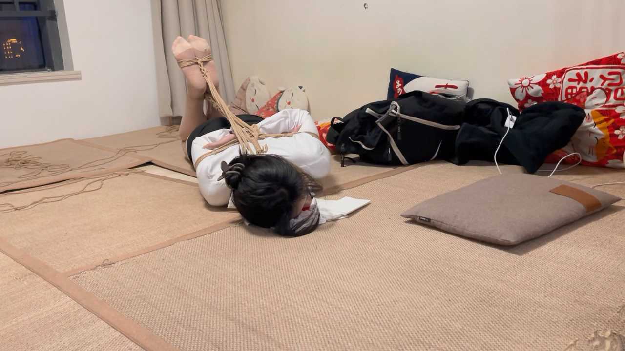 Aoteman248 糖糖日式驷马放置90分钟.mp4_snapshot_00.38.34_[2025.02.11_15.38.39].jpg