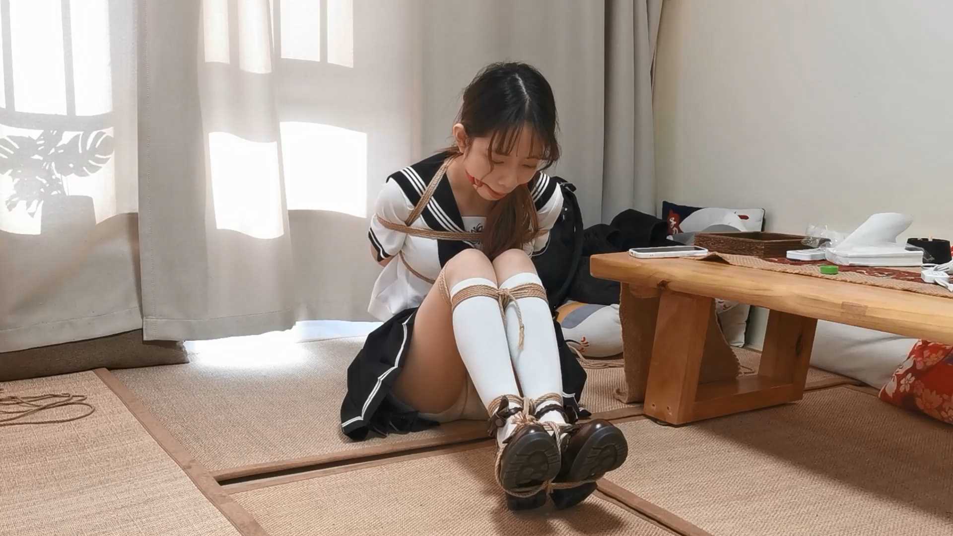 Aoteman246 可定制捆绑方式的紧缚实验室.mp4_snapshot_18.36_[2025.02.11_15.38.13].jpg