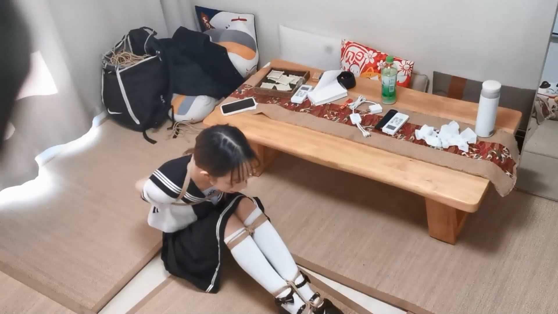 Aoteman246 可定制捆绑方式的紧缚实验室.mp4_snapshot_04.25_[2025.02.11_15.38.11].jpg