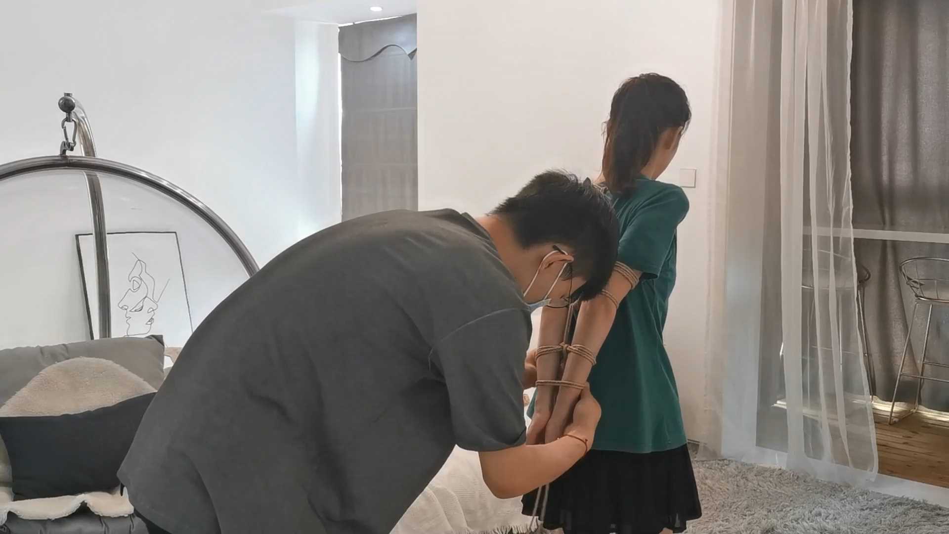 Aoteman222 莞尔定拍 六种方式轮番堵嘴.mp4_snapshot_03.40_[2025.02.11_15.33.47].jpg