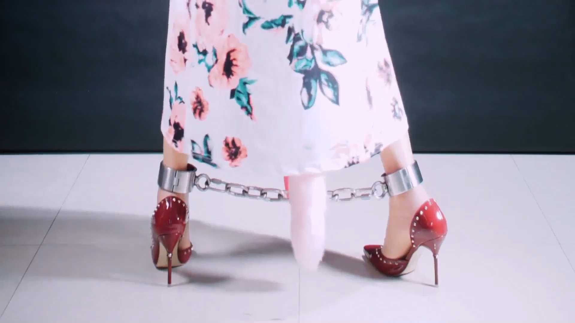 GGYD009.mp4_snapshot_25.00_[2025.02.18_15.09.50].jpg