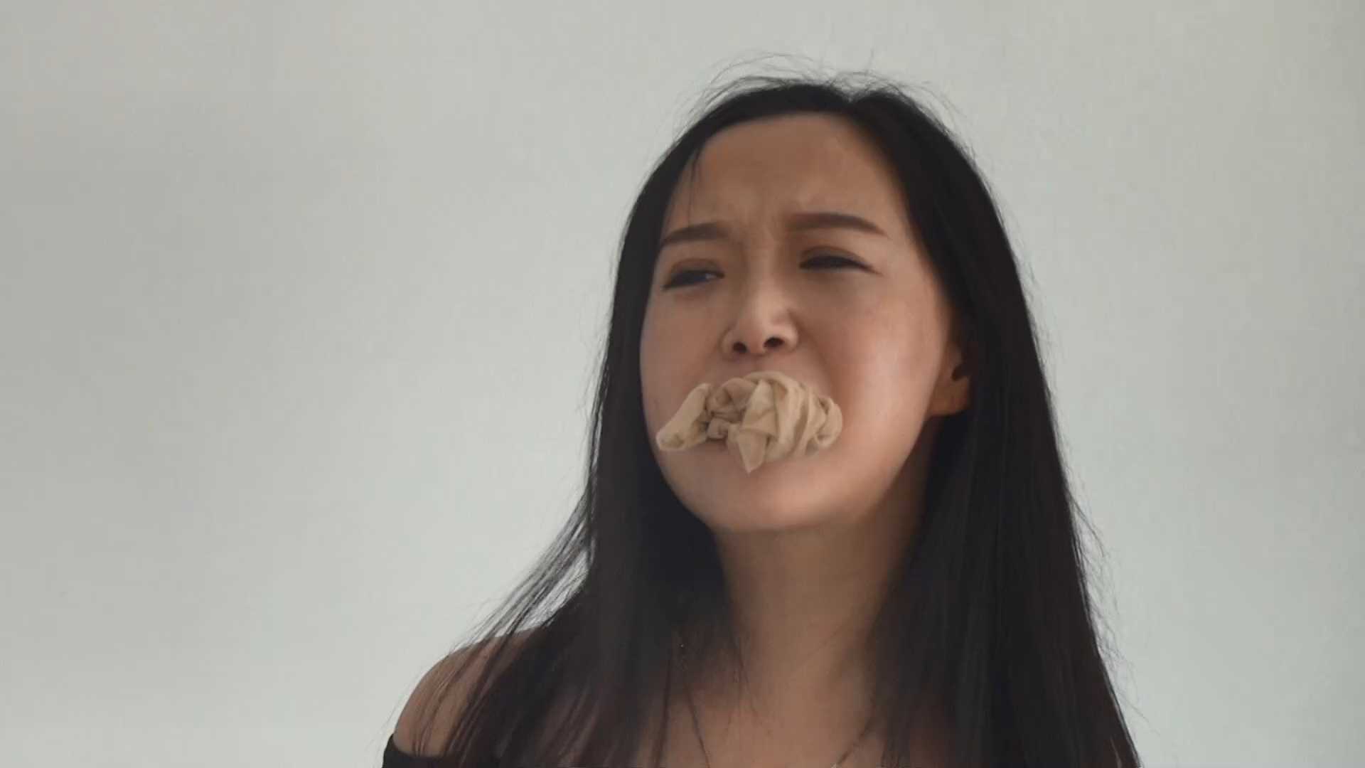 HNYC013 文清椅子缚 堵嘴.mp4_snapshot_18.07_[2025.02.17_11.31.10].jpg
