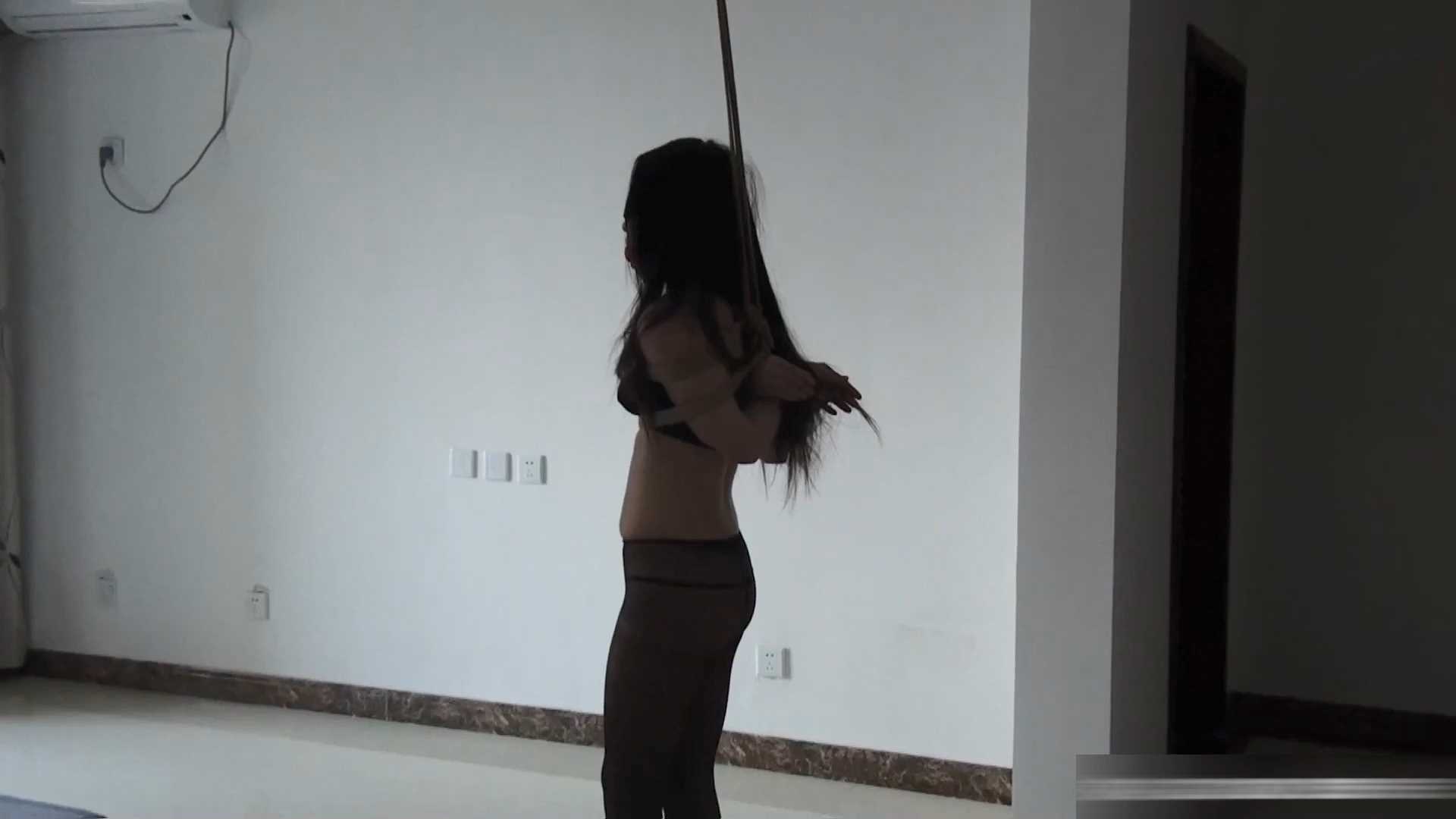 HNYC042 黑丝美女的紧缚.mp4_snapshot_03.37_[2025.02.17_11.43.57].jpg