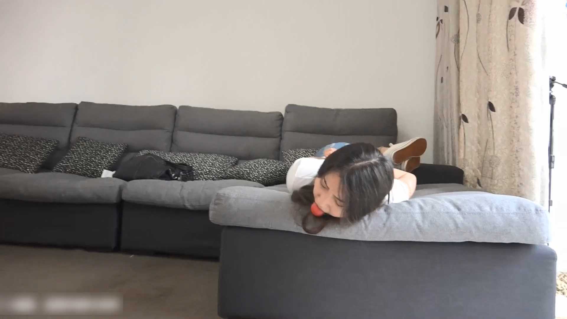 HNYC021 佳慧的秘密被闺蜜发现.mp4_snapshot_17.51_[2025.02.17_11.32.46].jpg