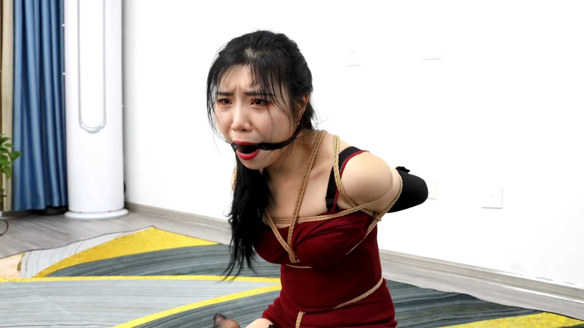 DYK295 KING定拍女演员的奇怪面试01.mp4_snapshot_07.09_[2025.02.17_13.24.07].jpg