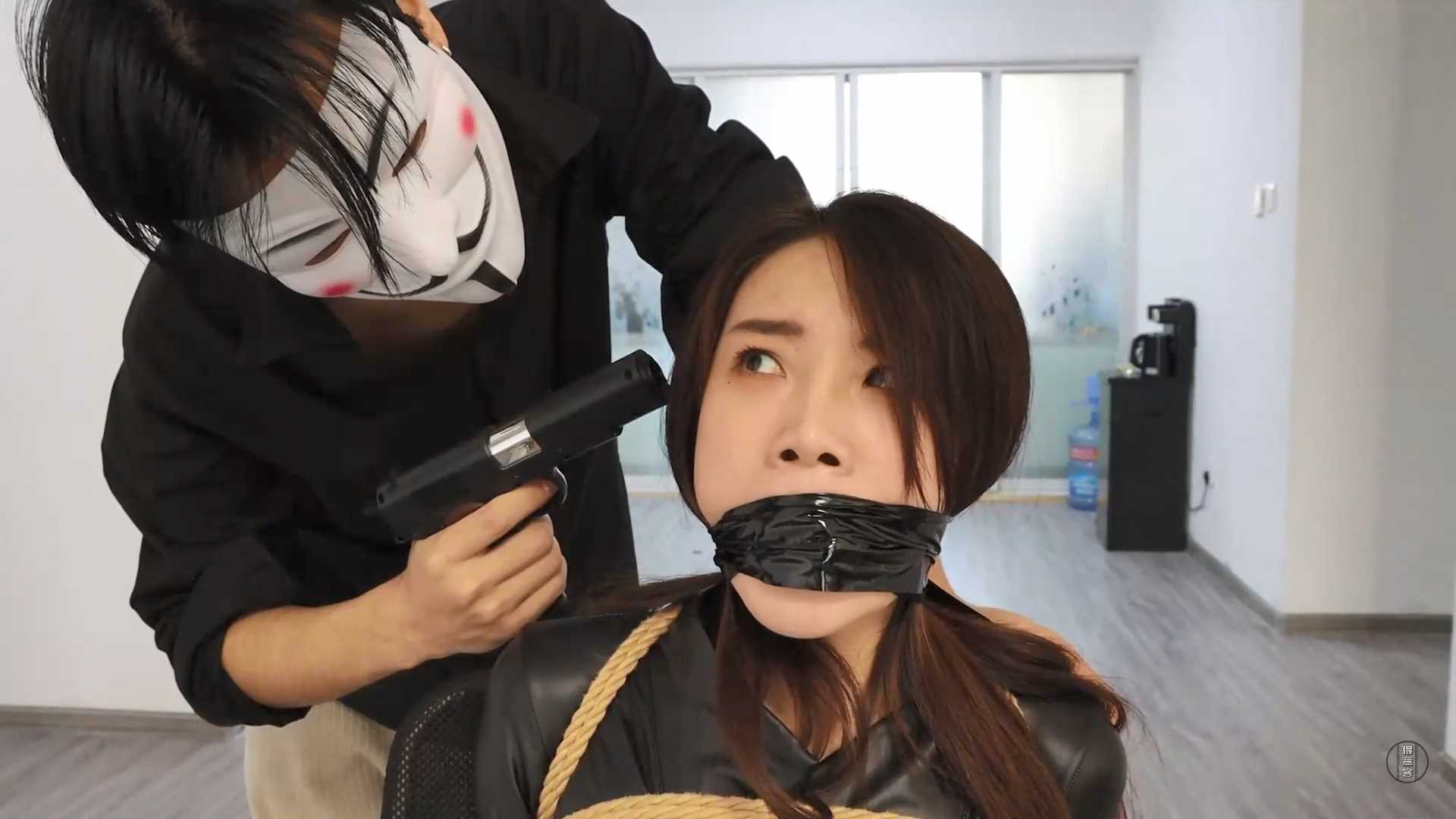DYK018 king定拍杀手对杀手02.mp4_snapshot_00.00_[2025.02.17_10.29.56].jpg