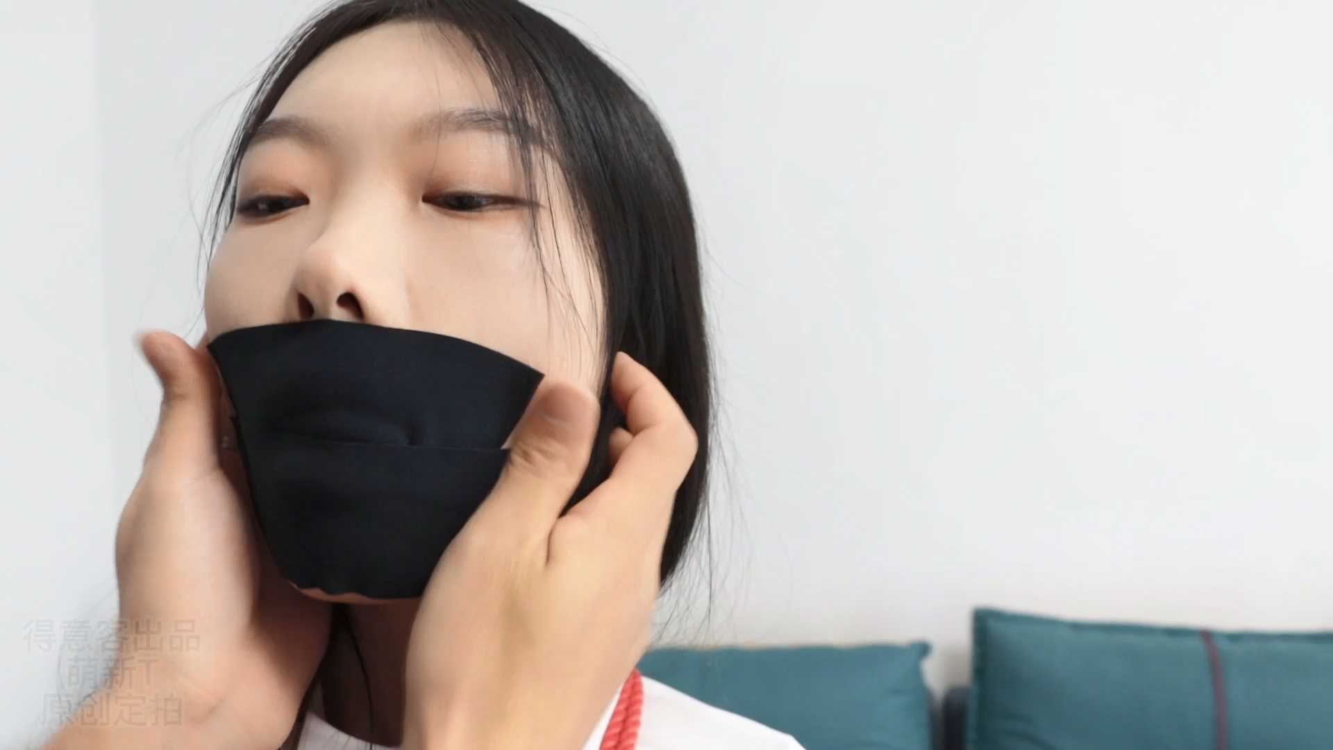DYK050 缚之轨迹 紧缚神域 新手向导就直接发福利？ 琪梦.MP4_snapshot_09.42_[2025.02.jpg