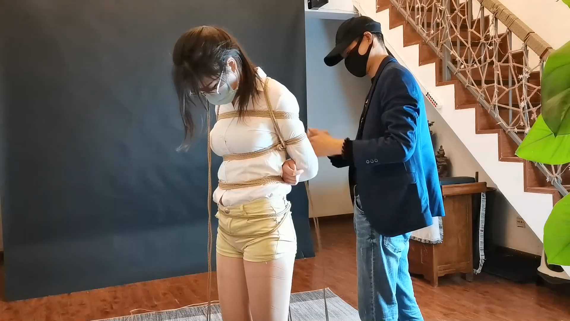 YS107 小白试镜体验悬吊.mp4_snapshot_23.10_[2025.02.14_11.10.30].jpg