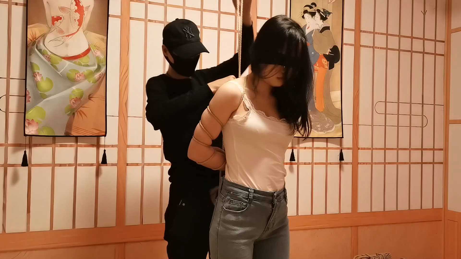 YS115 极限五花，打屁股.mp4_snapshot_02.40_[2025.02.14_11.12.06].jpg
