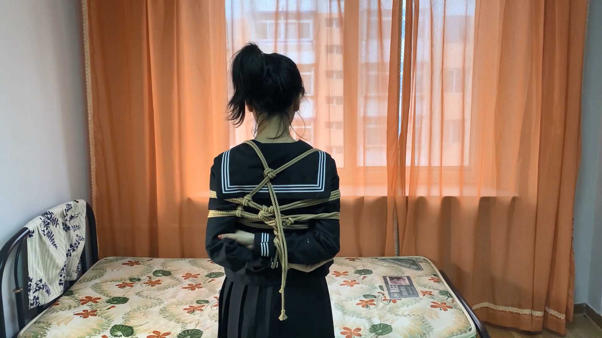 WNYC081 jk黑丝小美女果妹的超紧驷马椅下超羞耻调教.mp4_snapshot_06.39_[2025.02.22_.jpg