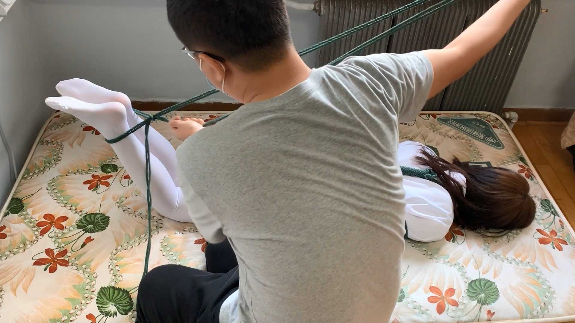 WNYC004 新人美少女小婉试镜实录.mp4_snapshot_10.29_[2025.02.22_18.30.52].jpg