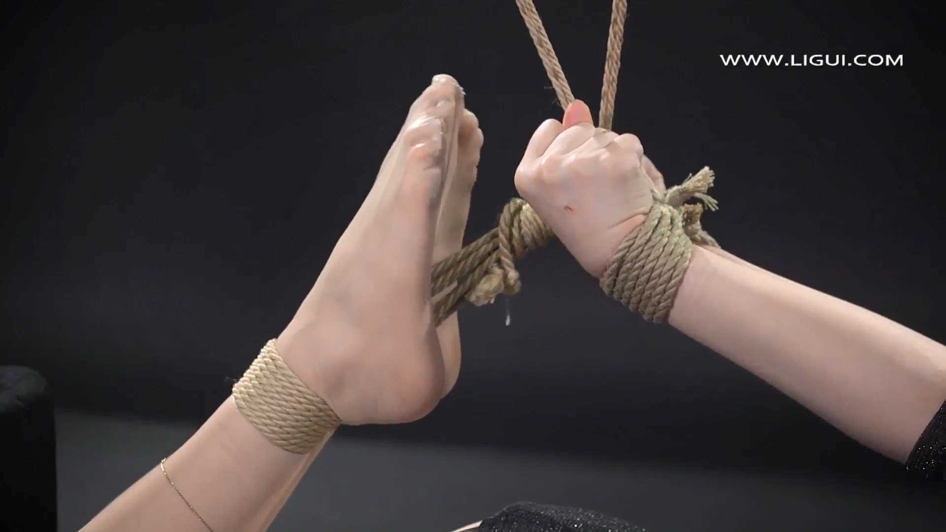 LGMS032 虐恋TK 小七.mp4_snapshot_19.00_[2025.02.21_21.01.45].jpg