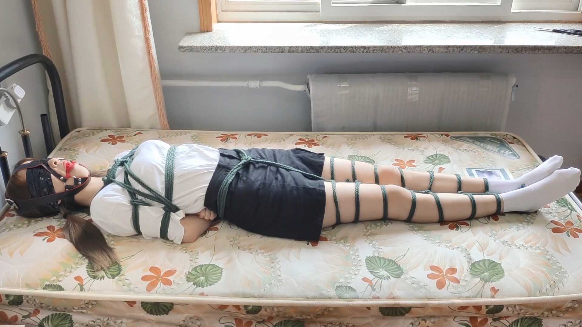 WNYC042 假装外出的弃置实验.mp4_snapshot_23.19_[2025.02.22_18.37.24].jpg