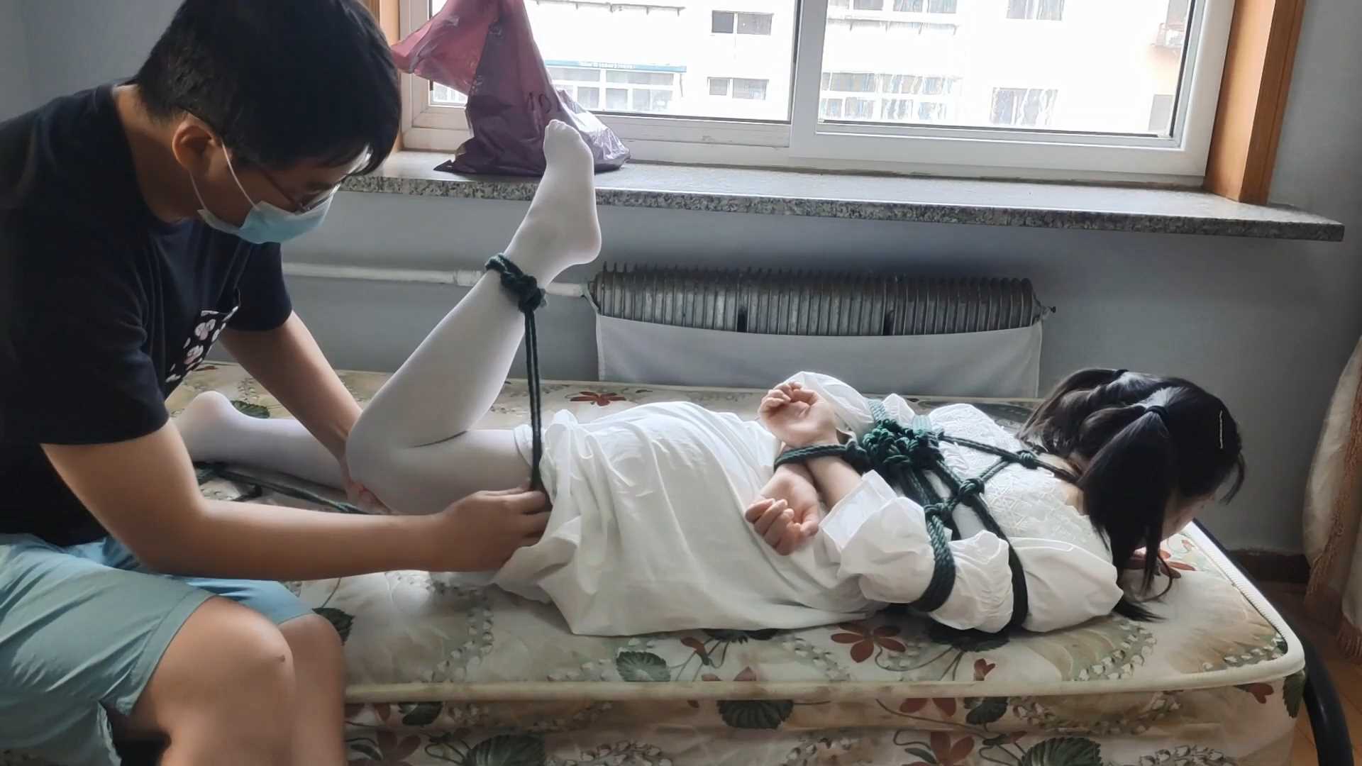 WNYC049 中韩混血明贞初次捆绑实录.mp4_snapshot_13.20_[2025.02.22_18.38.33].jpg