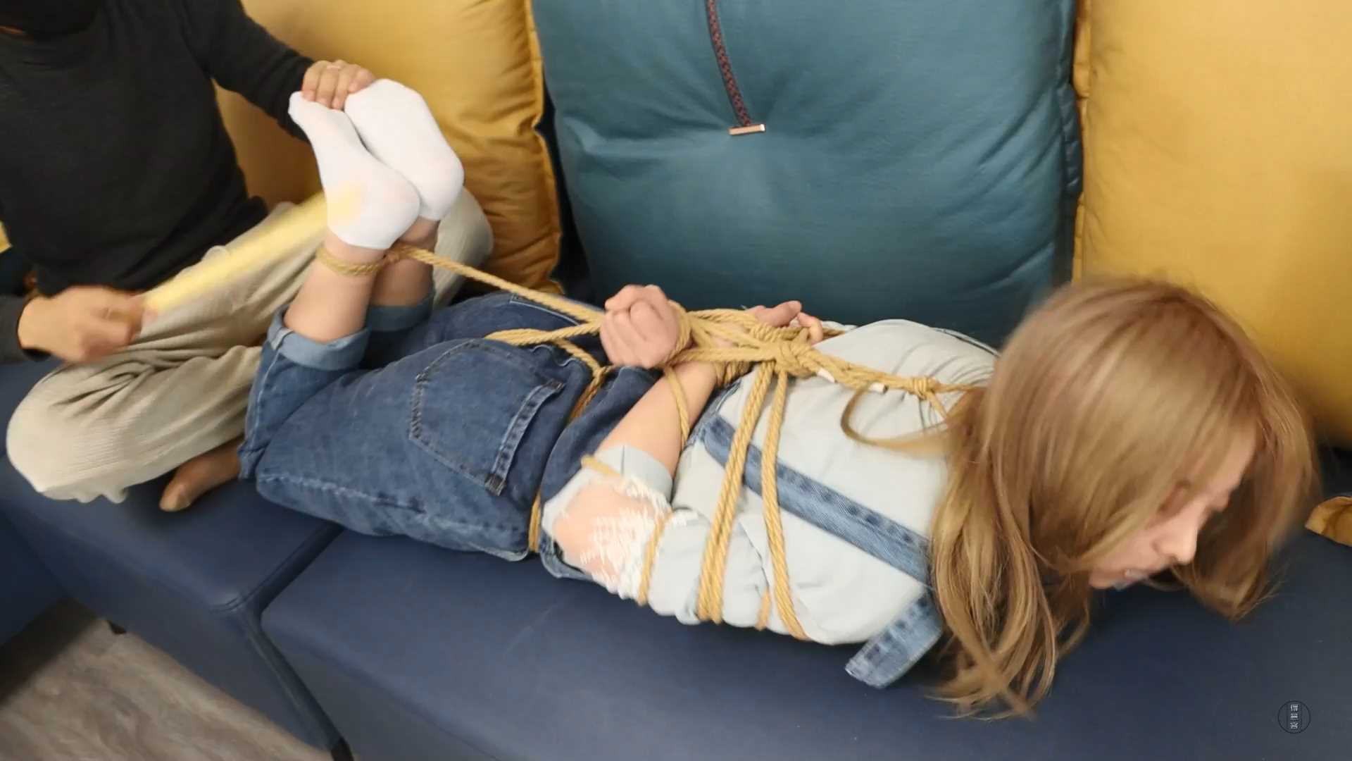 DYK053 傲慢女友驯服计划 上.mp4_snapshot_25.57_[2025.02.17_10.39.06].jpg