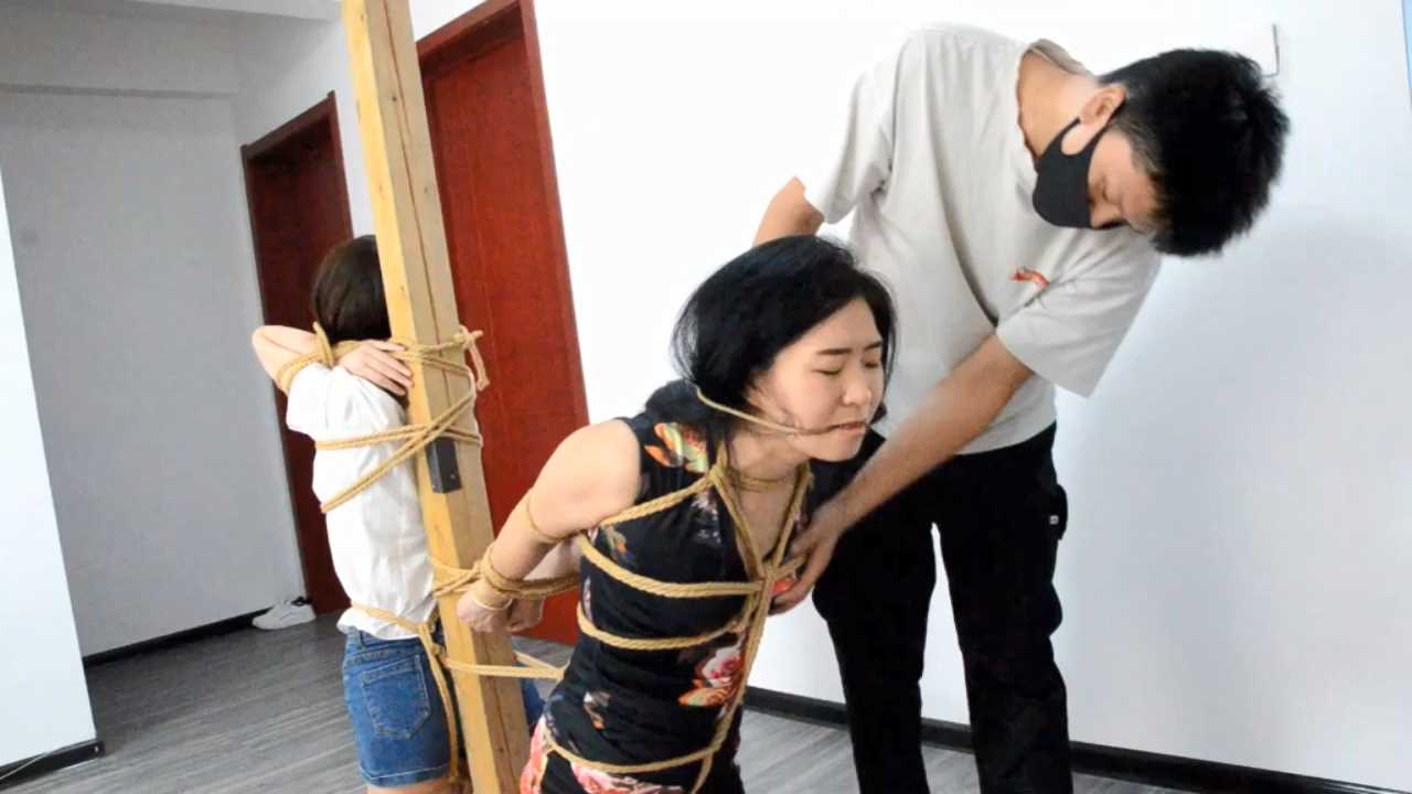 DYK097 闺蜜劫难02 中集 沈婉，沈雅主演.mp4_snapshot_10.39_[2025.02.17_10.47.15].jpg
