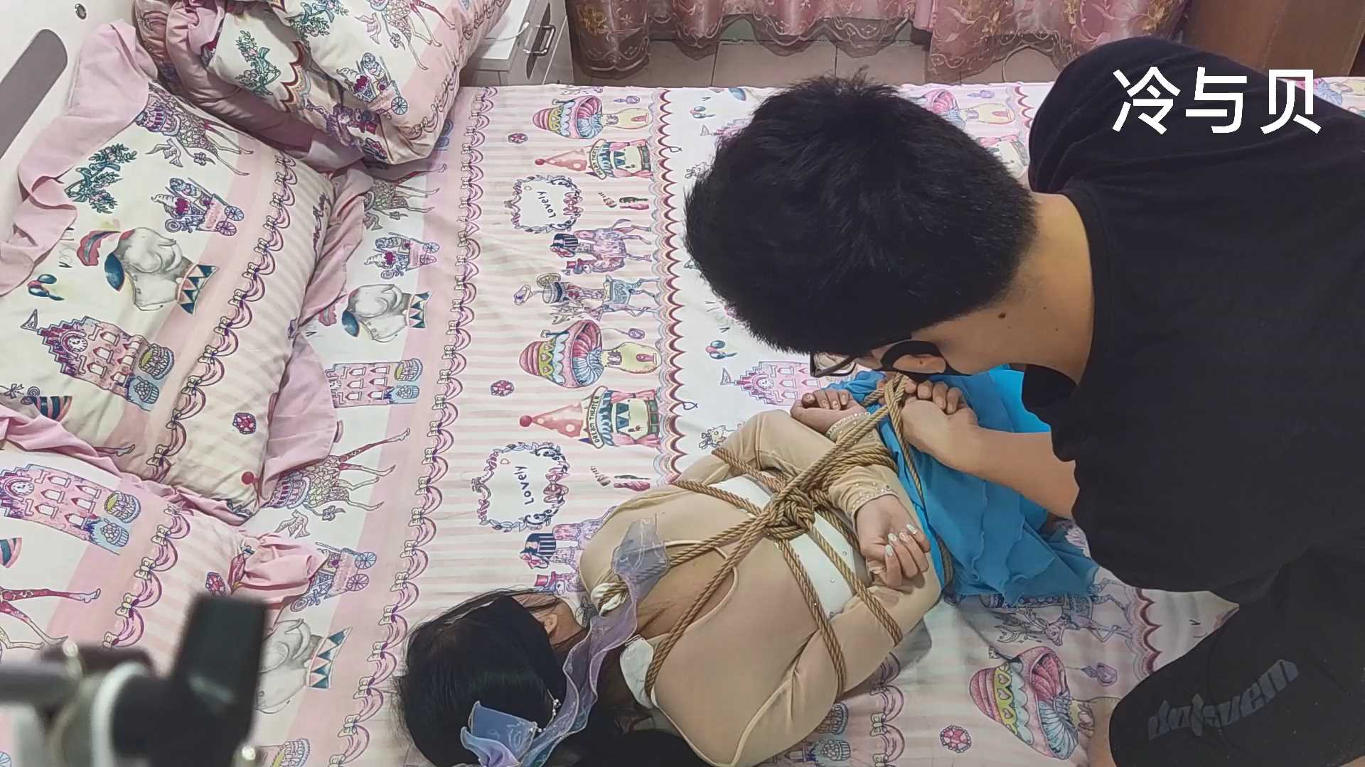 LYB041 艺术体操服冷酱.严厉驷马捆绑TK SP.mp4_snapshot_09.43_[2025.02.20_19.36.41].jpg