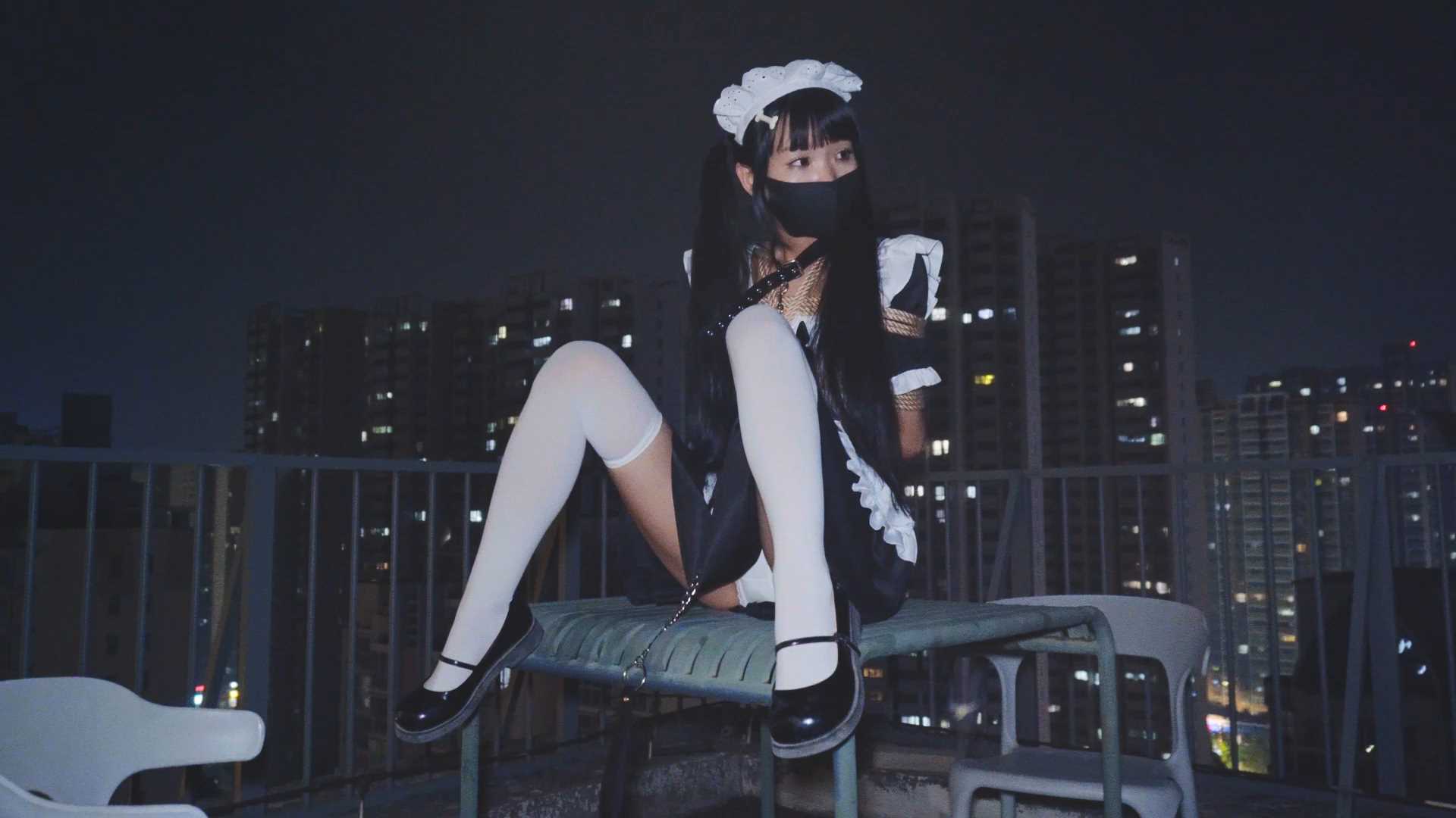 LYB090 天台上捆绑小女仆束缚露出.mp4_snapshot_11.24_[2025.02.20_19.48.35].jpg