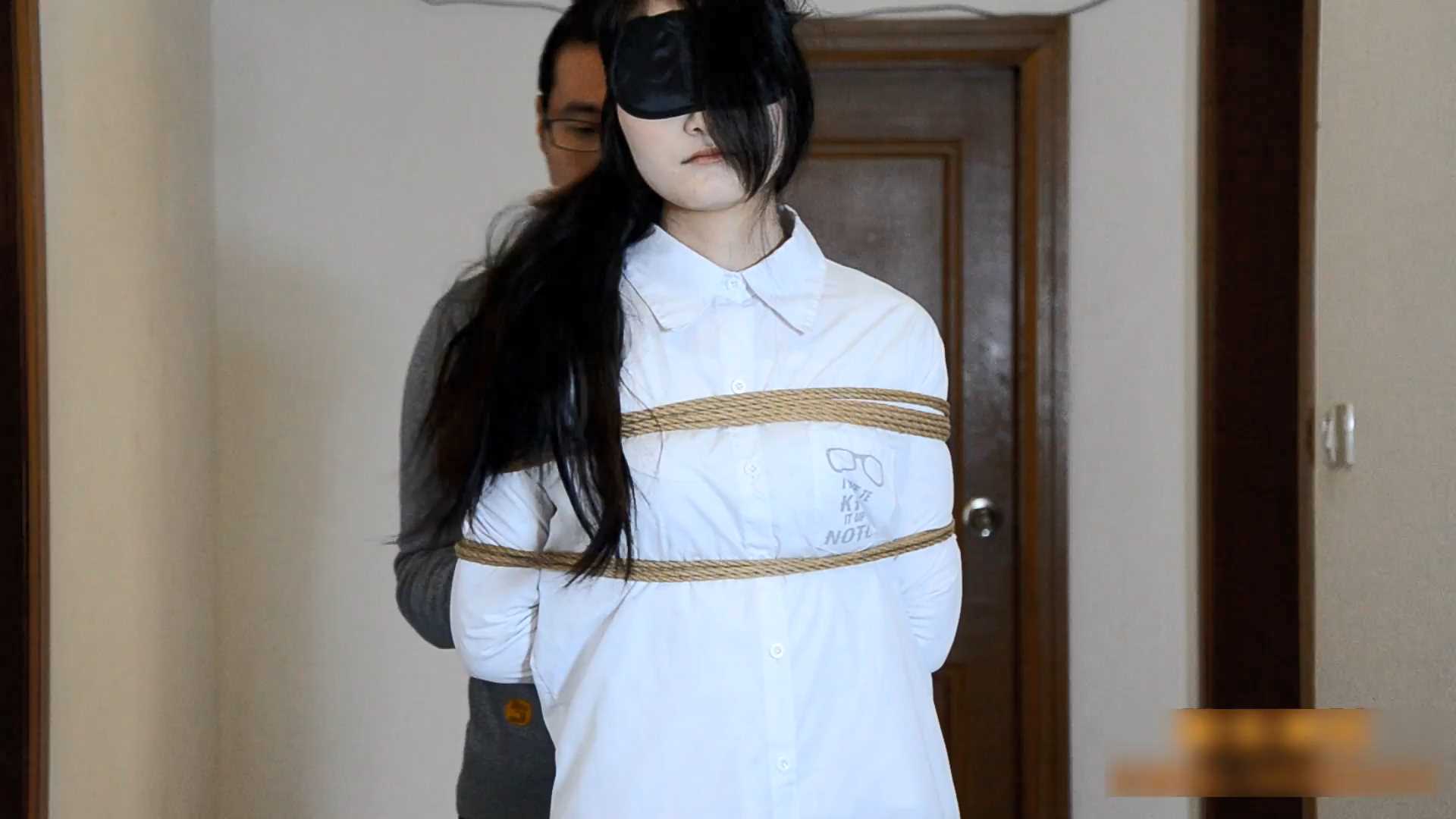 SXYC408 刚毕业的清纯M第一次尝试紧缚的感觉！羞答答的表情.mp4_snapshot_08.26_[2025.jpg